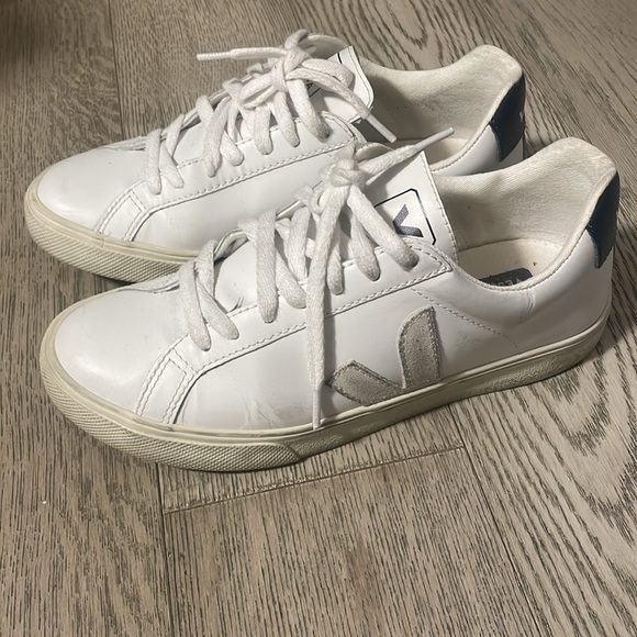 Veja Esplar Sneakers - Picture 4 of 8